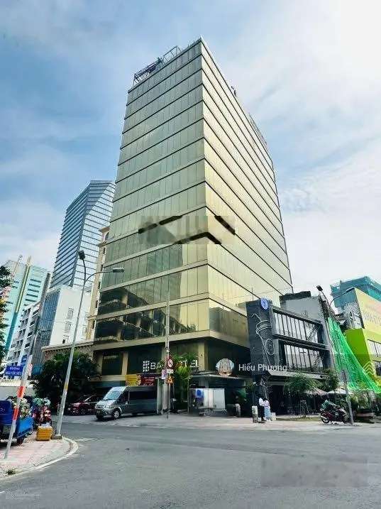Cần bán gấp nhà mặt tiền Phạm Ngũ Lão P. Phạm Ngũ Lão Q1. DT: 4.35x22m, hầm, 11 tầng, giá: 93 tỷ TL