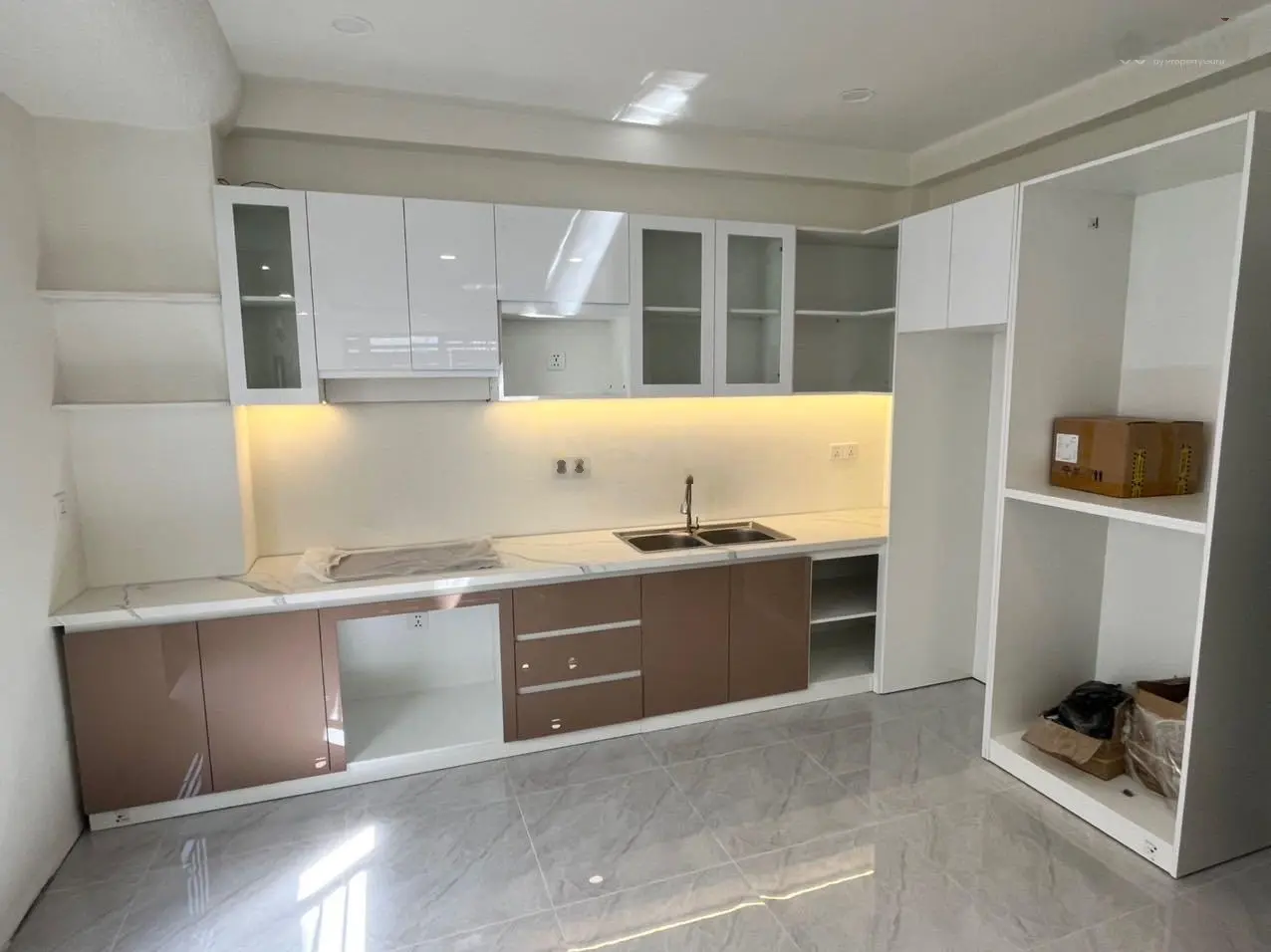 Bán nhà SHR 4,8 tỷ hẻm 1113 đường Huỳnh Tấn Phát, Phú Thuận, Quận 7 (hẻm thẳng cách MT HTP chỉ 70m)