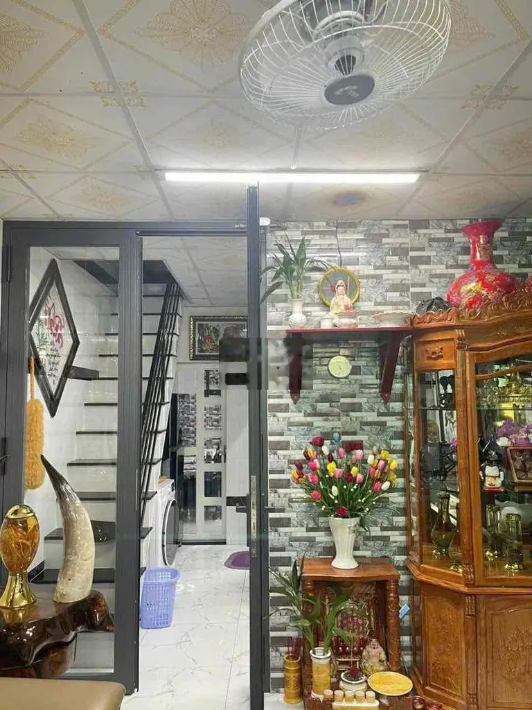 Nhà 1trệt 1lầu dtsd 86m2 full nội thất phường 5 tp. vĩnh long