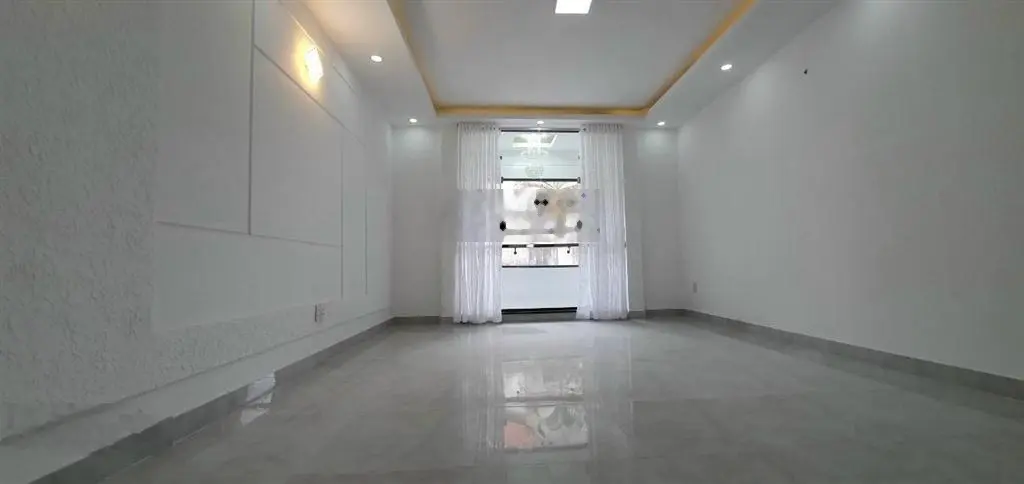 Bán nhà HXH Nguyễn Thượng Hiền 5,8x10 lửng 2 lầu giá chỉ 9 tỷ