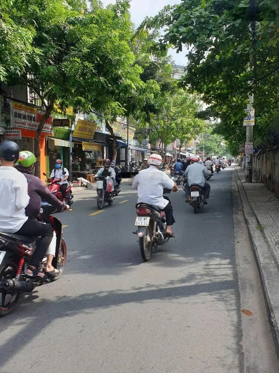 Mặt tiền Tân Sơn kinh doanh buôn bán sầm uất DT 4x20m, gía 11.5 tỷ TL P. 12 Gò vấp