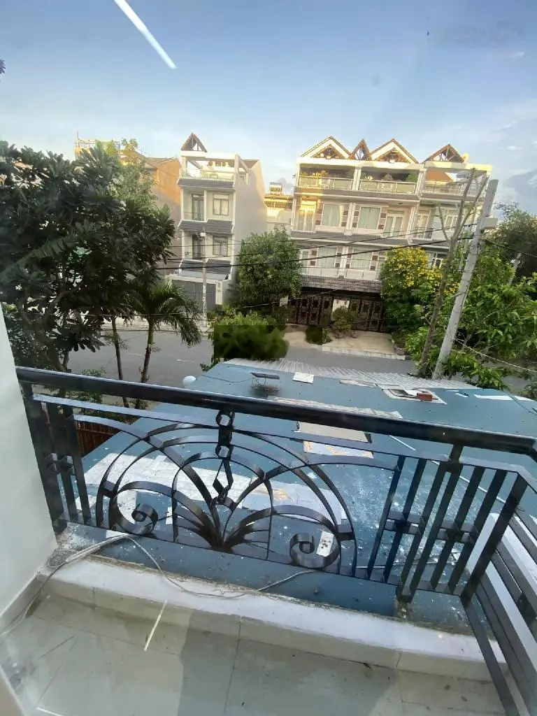 Chỉ 12.x tỷ. Ngang 9m - bán nhà mặt tiền 4 tầng. kinh doanh CHDV-Ở. Đường Phạm Hùng, Quận 8