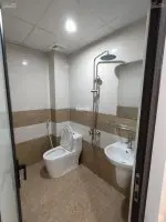 Bán căn nhà Vĩnh Ninh Vĩnh Quỳnh DT 48m2 x 4T gần chợ giá 4tỷ ô tô đậu gần LH 0985 636 ***