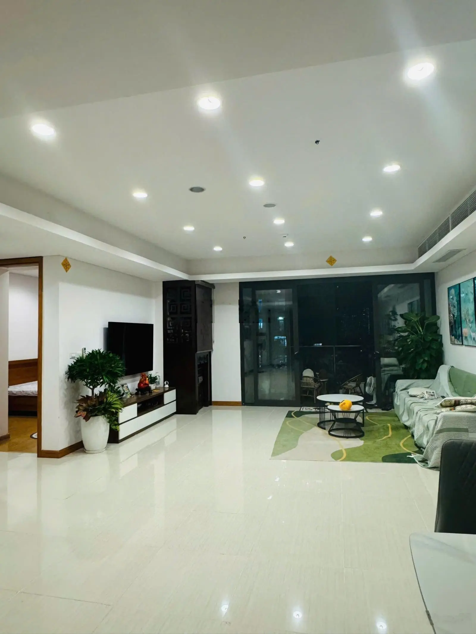 (HIẾM GIÁ RẺ) Bán Căn hộ chung cư tại Dolphin Plaza, diện tích 110 m2, 2PN+1. LH 0968 201 ***