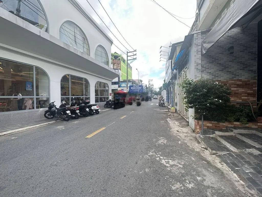 MT Đỗ Bí , 5.4x24 , cấp 4 đường 12m