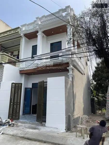 Bán nhà 2 tầng siêu phẩm 3 mặt tiền - giá chưa đến 2 tỷ - Quảng Tiến Tp Sầm Sơn - Thanh Hóa