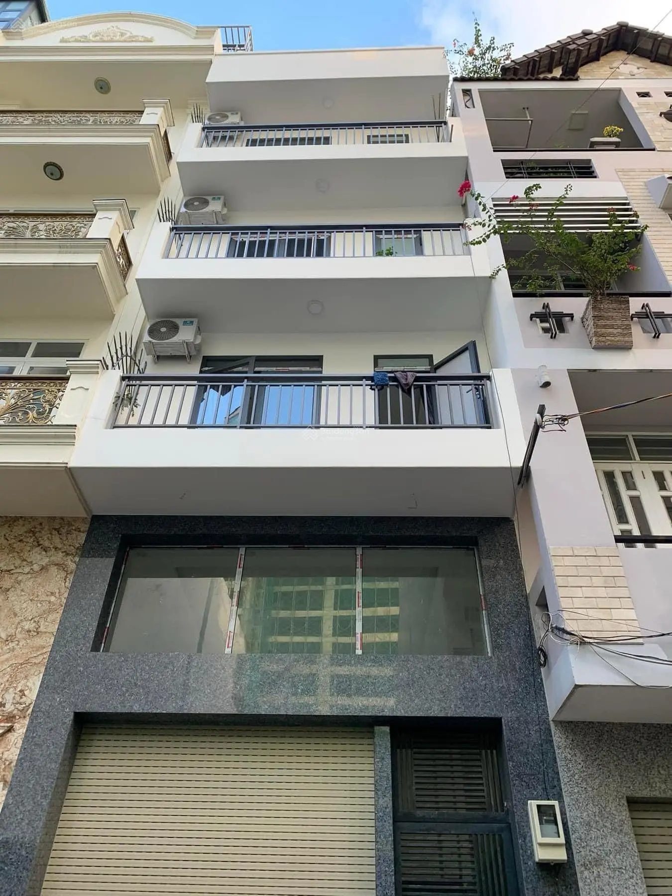 Siêu phẩm đường Tô Hiến Thành, P10, Quận 10. Gía bán 4 Tỷ 550 - DT 5 x 16m. Sổ sẵn công chứng ngay