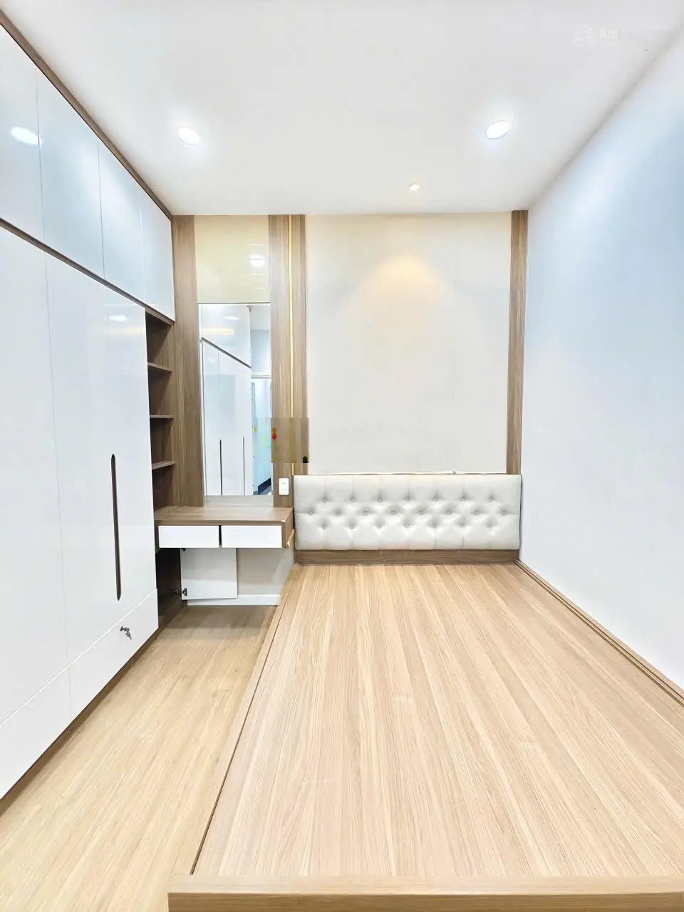 Nhà diện tích khủng 74m2 3 tầng 4PN 5WC có 30m2 làm sân vườn đường Số 2, P3, Gò Vấp