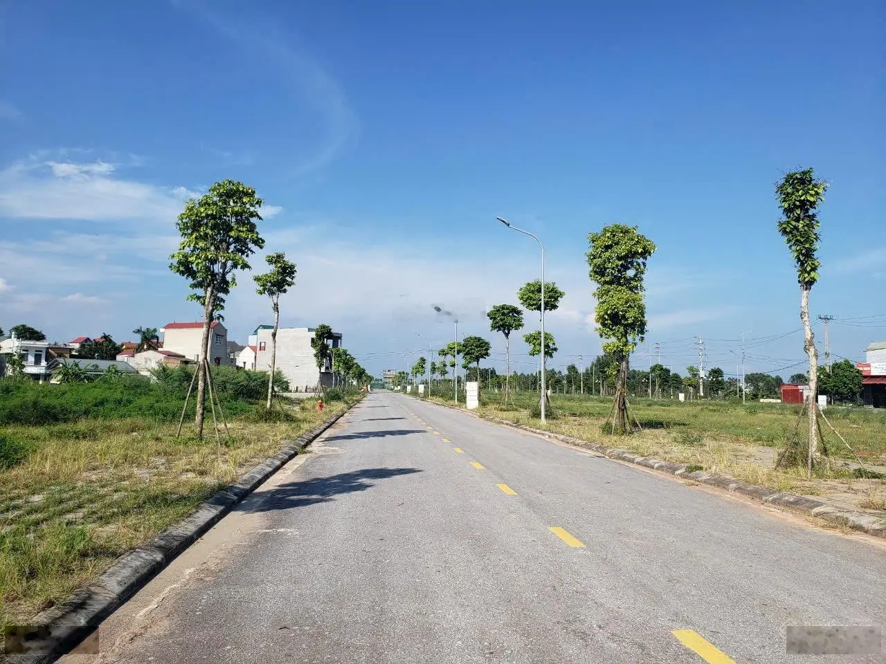 Bán lô mặt nhìn chung cư NOXH New Era Bắc giang . Giá tốt nhất thị trường. Lh 0977 879 ***