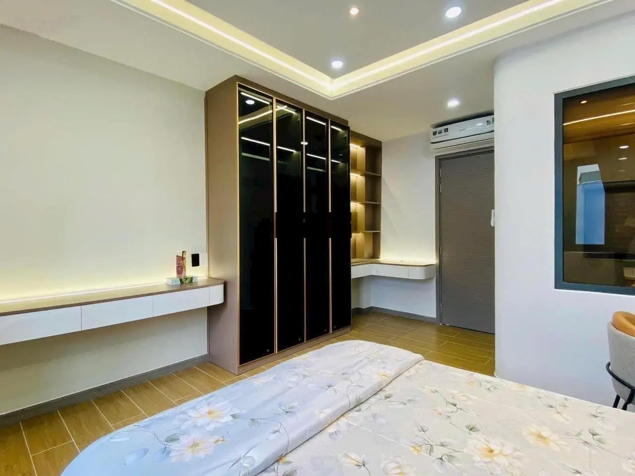 Bán gấp căn nhà Hậu Giang, p.6, Quận 6. Giá 2,99 tỷ, DT 56m2, LH Như 0766372453, đường hẻm xe hơi