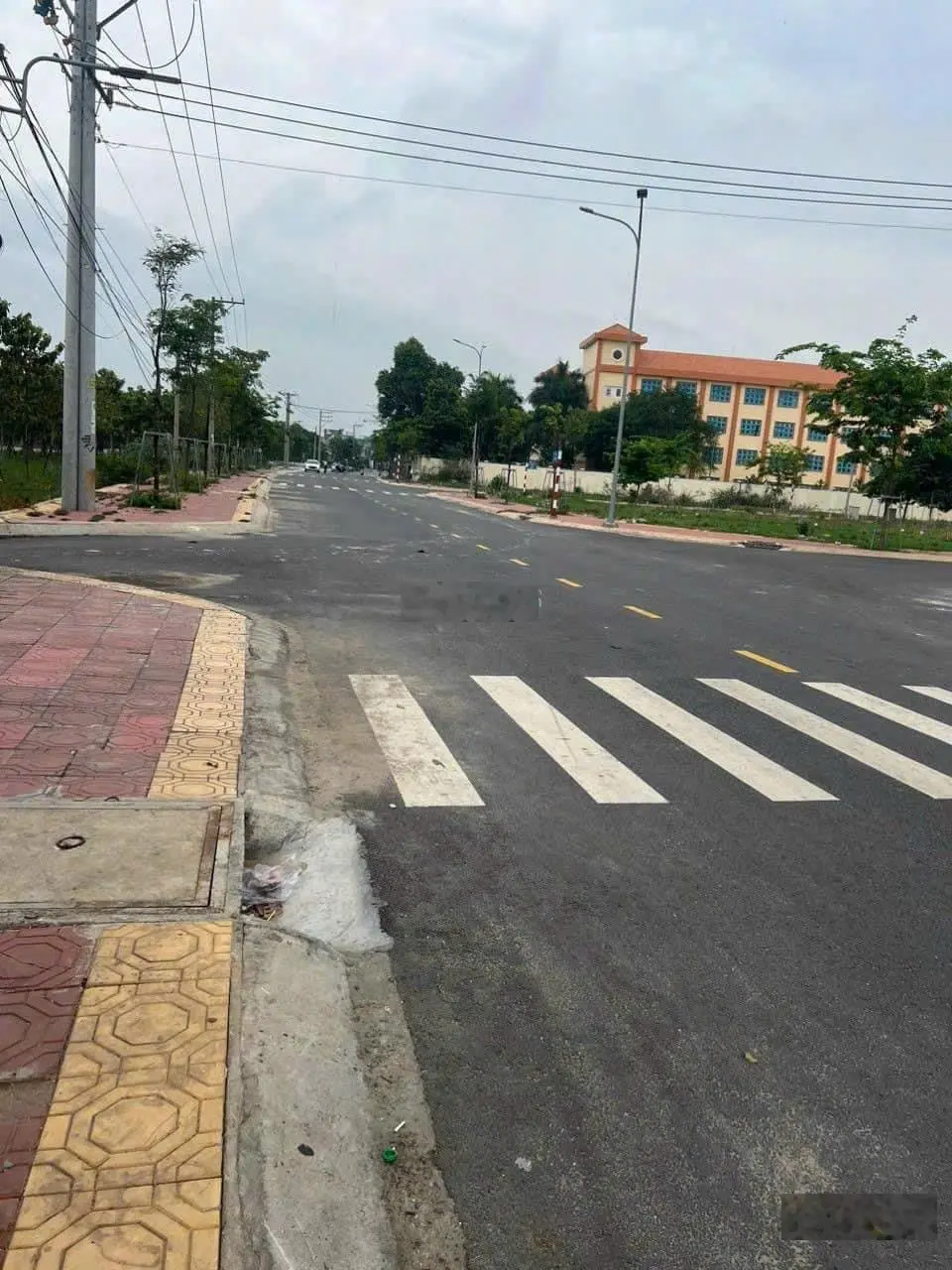 Sỡ Hữu Ngay Đất Mặt tiền đường ngay phường phú mỹ thủ dầu một giá 800Triệu/100M2 full thổ cư Sổ Sẵn