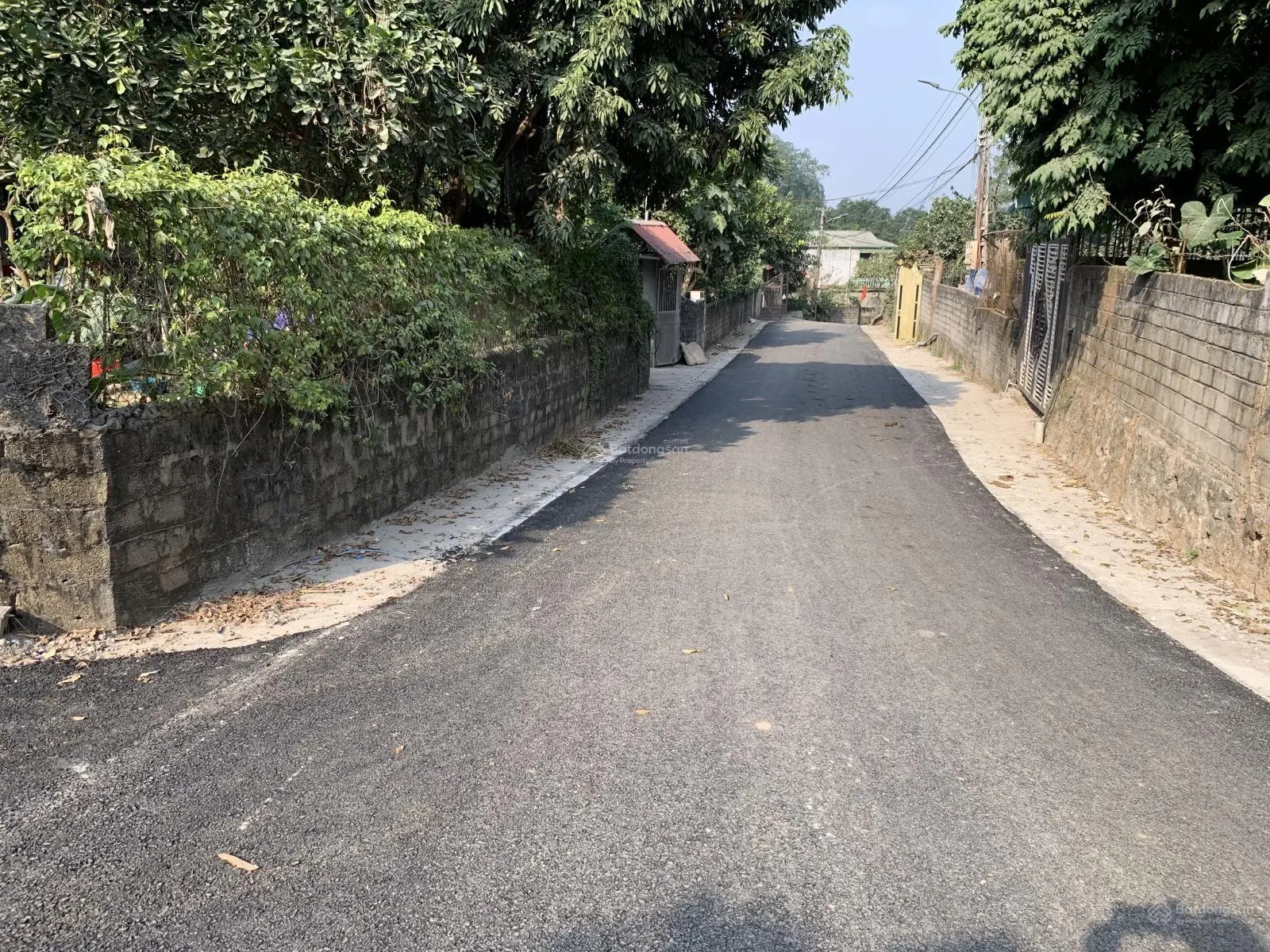 Chuyển nhượng khuôn viên nhà vườn 6000m2 có 450m2 thổ cư view cánh đồng tại thành phố Hoà Bình
