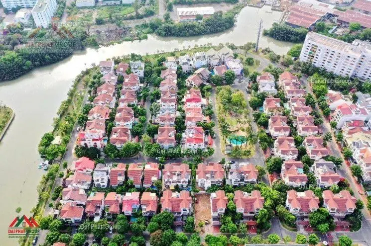 Tôi chính chủ cần bán biệt thự Nam Phú Villas View sông Q. 7, 12x24m giá 33.5 tỷ (sổ hồng) vay 70%