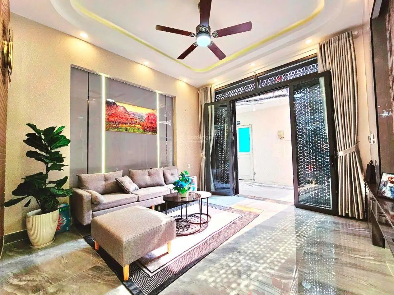 Nhà đẹp bình tân - full nội thất - 3 tầng - ngang 4,2m - giá bán 5,6 tỷ - ngay chợ gò xoài