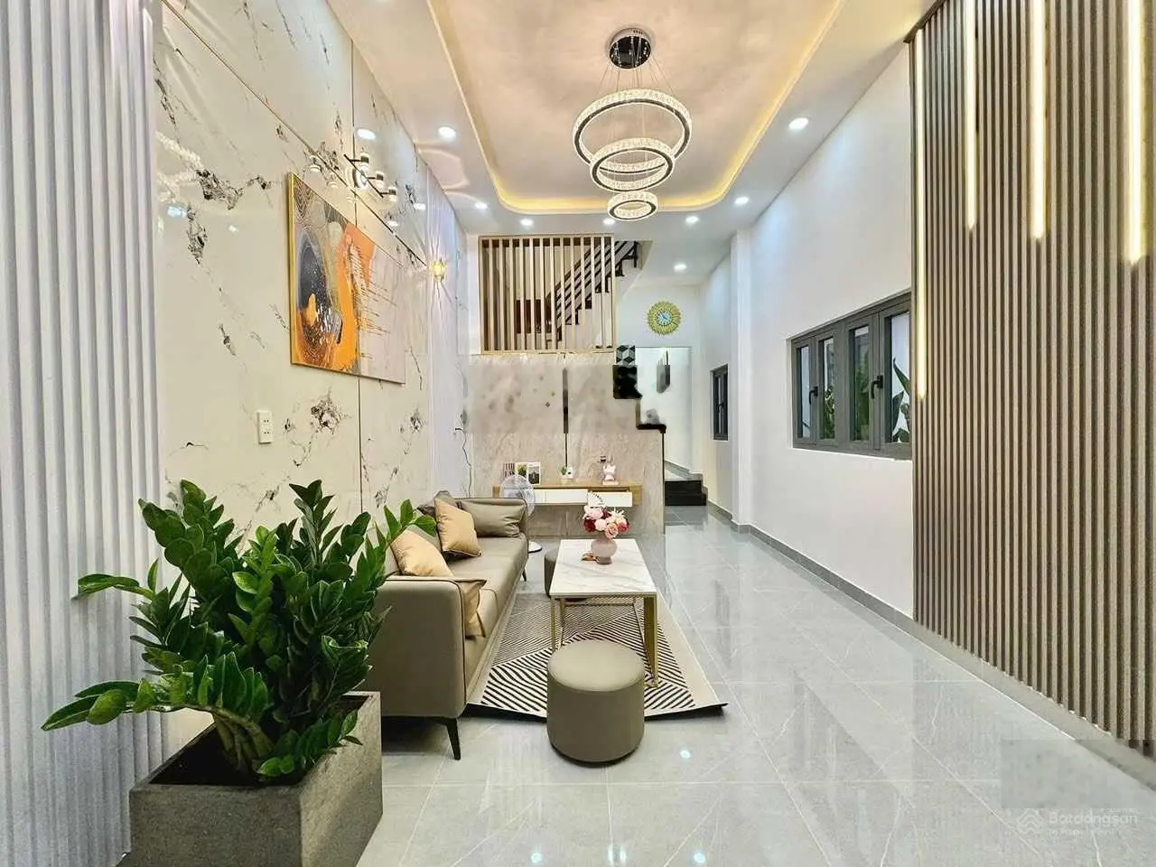 Nhà 3 tầng quốc lộ 13, ngay vạn phúc, kế bên trường Nguyễn Khuyến, gần Đại Học Luật, nhà thờ Fatima