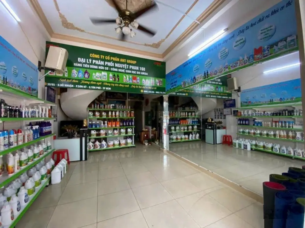 Mặt tiền Trường Chinh, 3 mặt thoáng, 98 m2 x 4 tầng. Ngay Bàu Cát, Đồng Đen, Trương Công Định