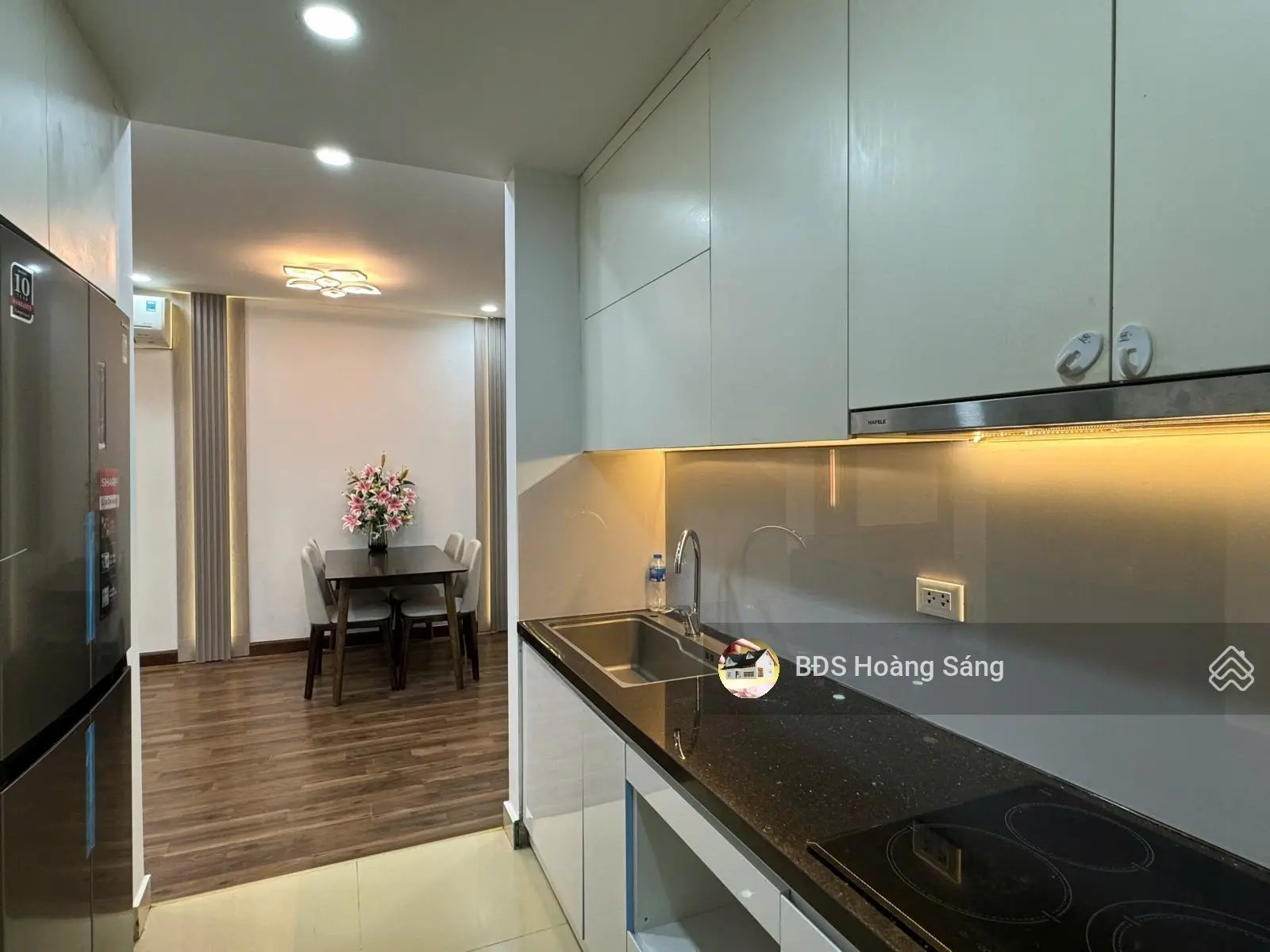 Chính chủ bán căn 3 ngủ 122m2 Thống Nhất Complex, Ban công ĐN, sổ đỏ, 8.850 tỷ, LH 0936 218 ***