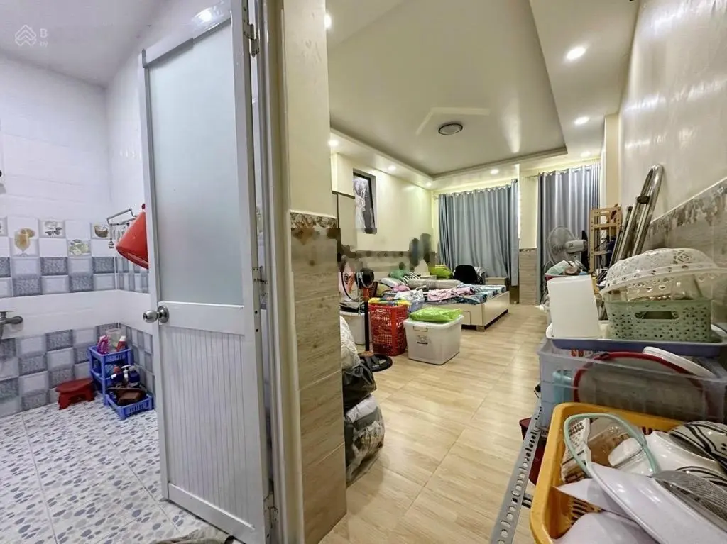 Bán nhà 4 tầng 63m2, 4PN, đường 10m chợ Rạch Ông Nguyễn Thị Tần P2 Q8, chỉ hơn 11 tỷ, pháp lý chuẩn