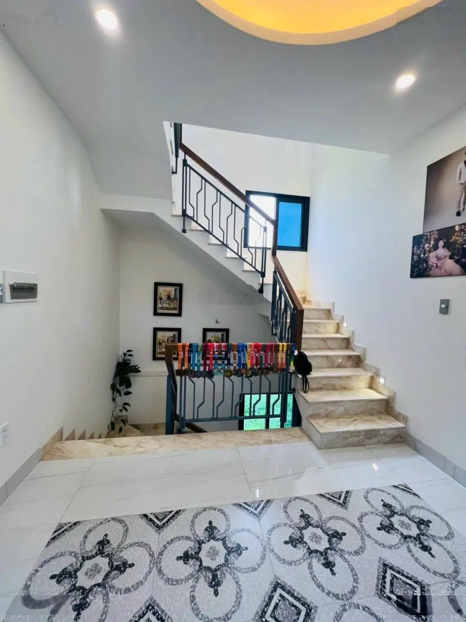 Bán Nhà Phố Liền Kề Tại Bưng Ông Thoàn, 13,868 tỷ, 94m2, 3 Tầng BTCT gồm 4PN, 4WC, pháp lý đầy đủ.