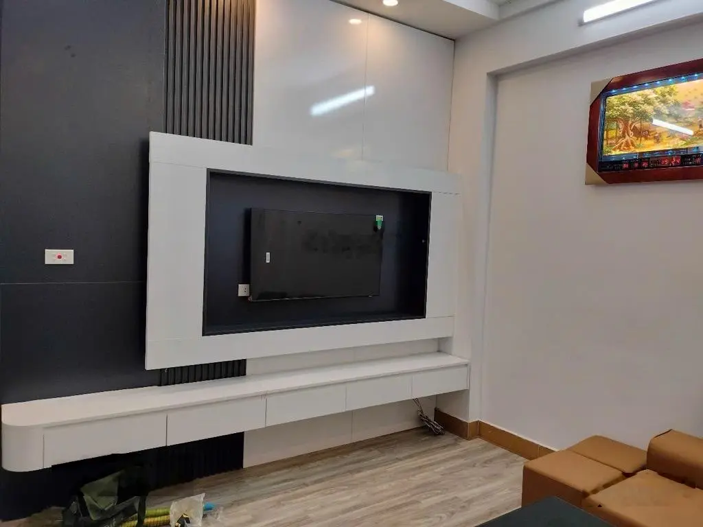 Chỉ 6,7 tỷ nhà 5 tầng siêu đẹp lõi bồ đề ô tô đỗ cửa full nội thất gần cầu chương dương