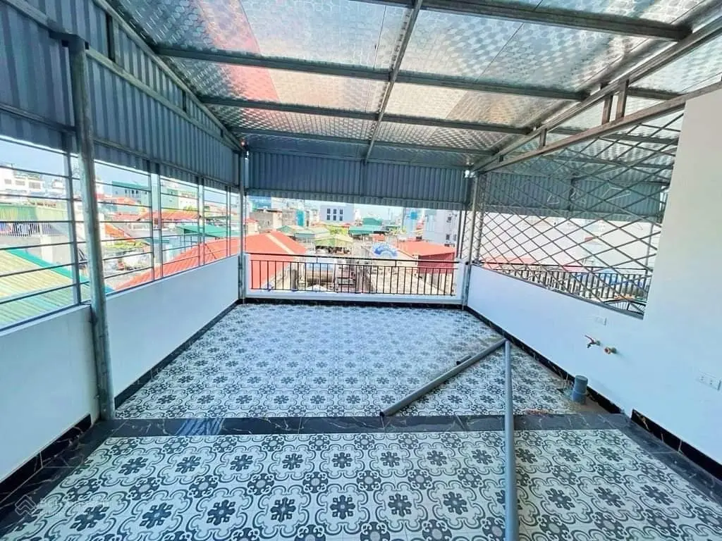 Hoa hậu Ông Ích Khiêm, Ba Đình, gara ô tô, nhà đẹp, ngõ to, gần phố, 50m2, 9.5 tỷ