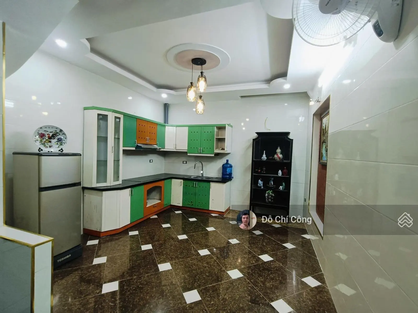 Lạc Trung - Yên Lạc - ô tô 7 chỗ đỗ cửa - ngõ thông ô tô