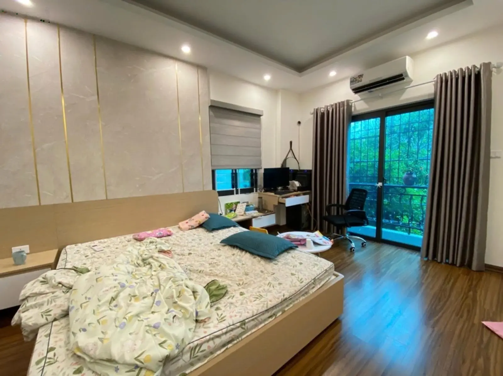 Bán gấp nhà đẹp Lai Xá 35m2x5T, lô góc, full nội thất xịn, oto đỗ cửa, thông ra QL32, chỉ 4.2 tỷ TL