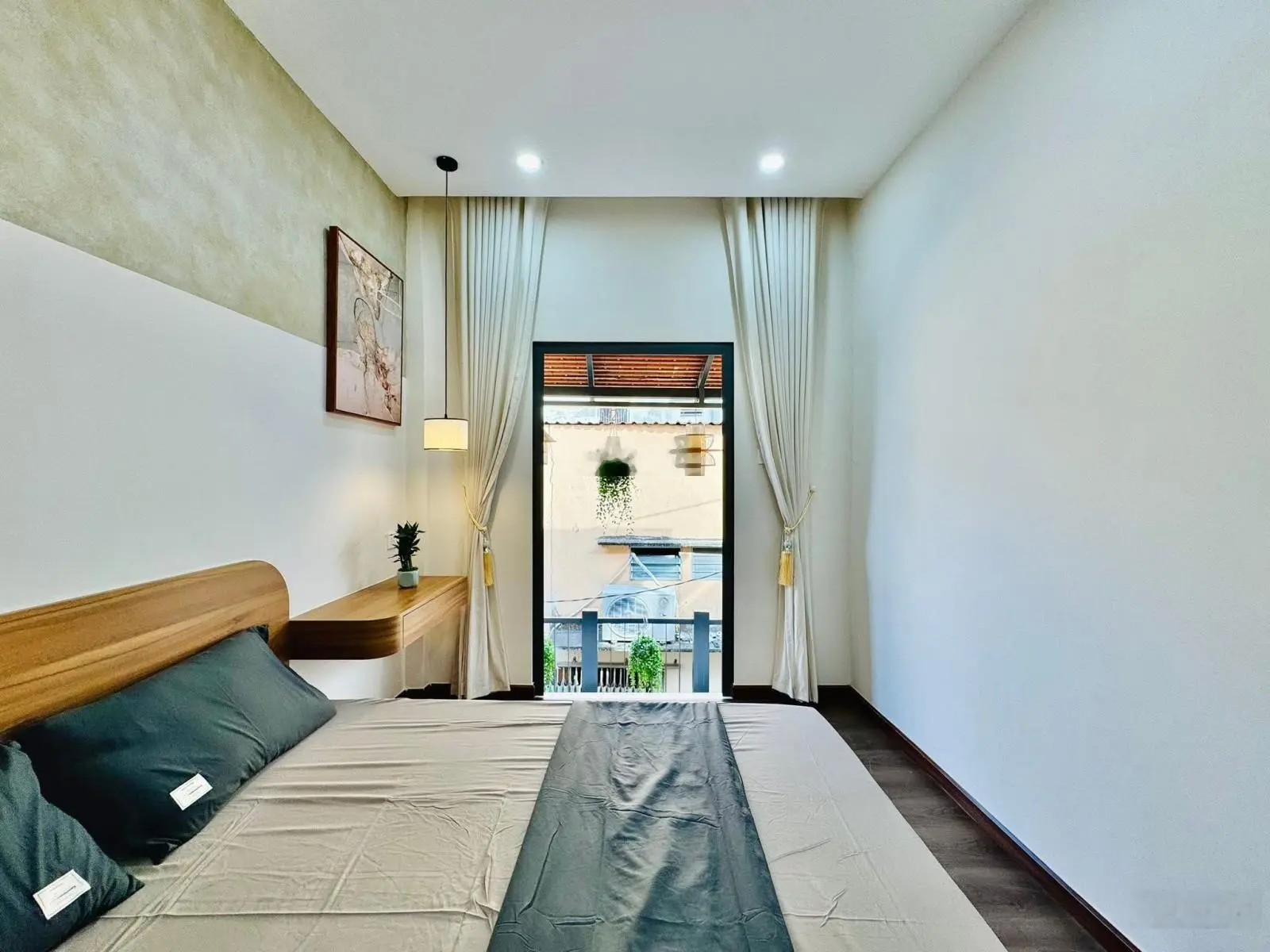 Hoa hồng 50tr - Bán nhà Nguyễn Công Hoan - P7 - PN - 27m2 - 4,38 Tỷ