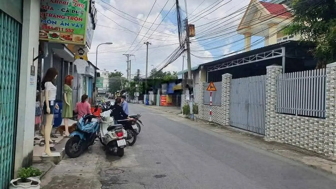 Chỉ 4,3 tỷ mặt tiền đường Trần Khánh Dư phường Dĩ An, kế chợ Xóm Vắng