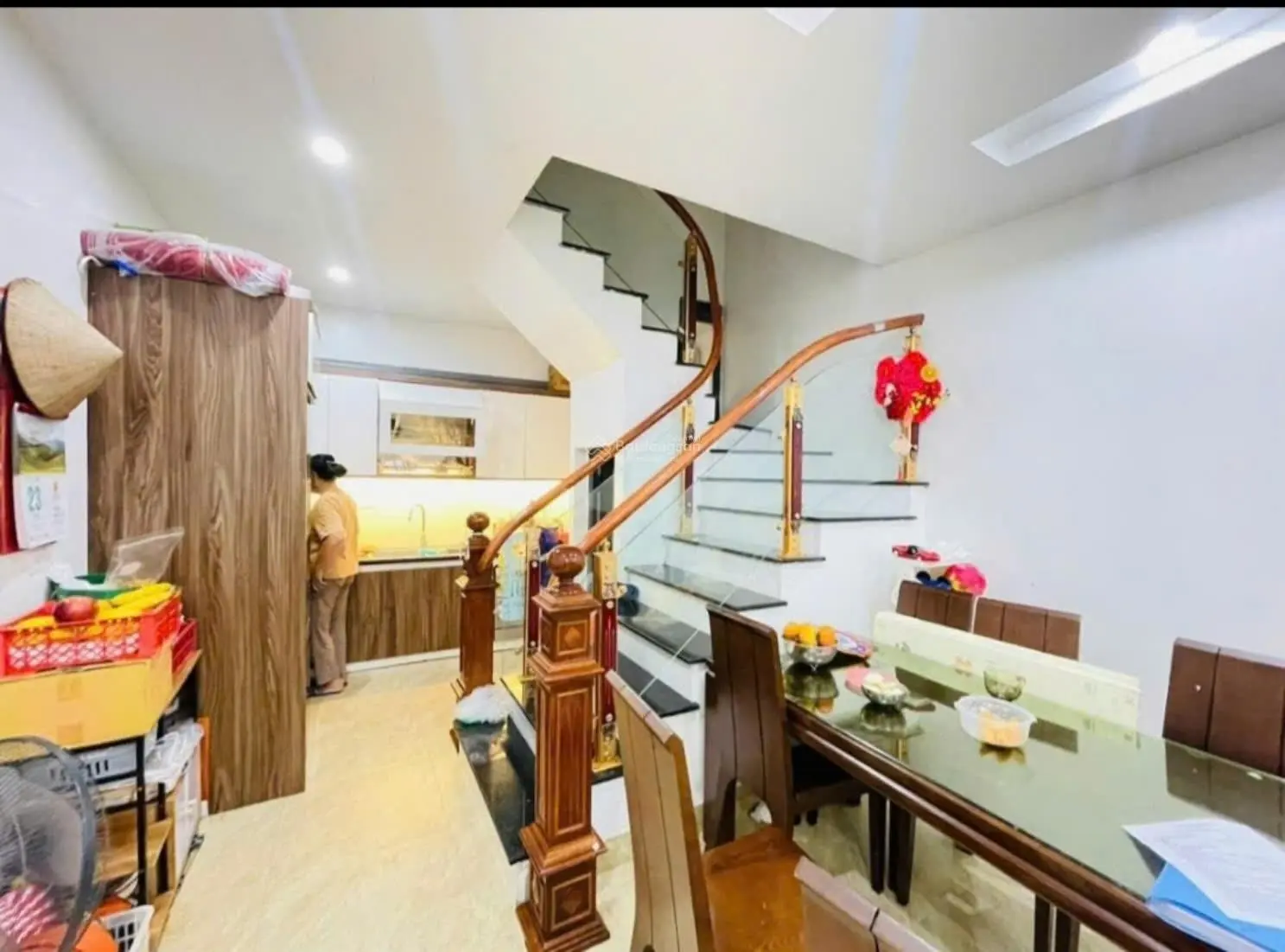 Phố Thanh Nhàn 47m2, 5 tầng, gần phố, cách 50m ra đường ô tô