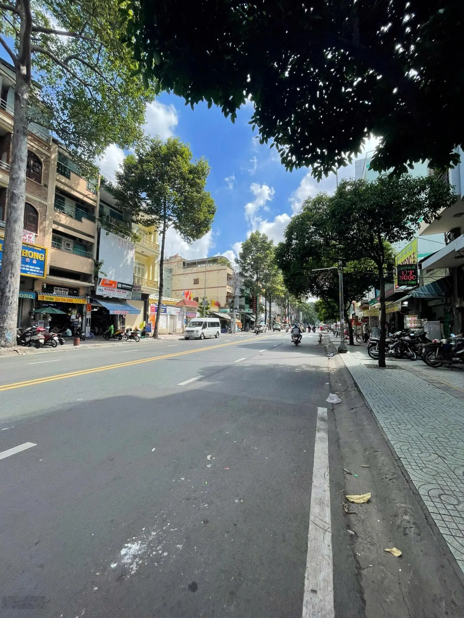 Bán toà CHDV Thu Nhập siêu khủng 150tr/tháng đường Lê Văn Sỹ - 4,7x25m - 7 Tầng - Giá: 21 Tỷ (100%)