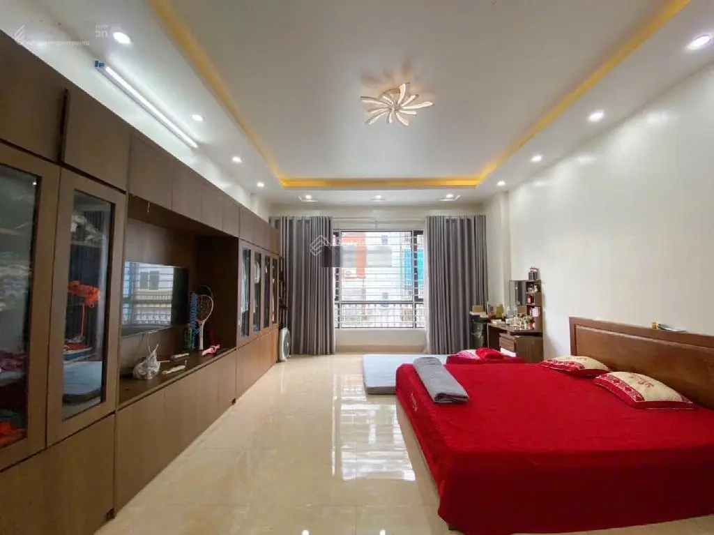 Bán nhà mặt phố bùi xương trạch 96m2- mặt tiền 4.6m- nở hậu - 24 tỷ- quy hoạch xong càng giá trị