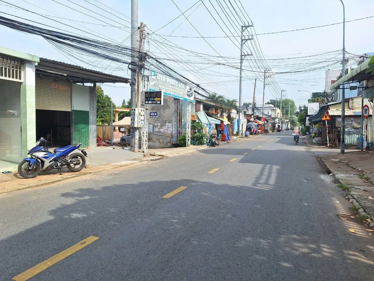 Mặt tiền biệt thự kinh doanh gần BigC GO, P. Đông Hòa, Tp. Dĩ An