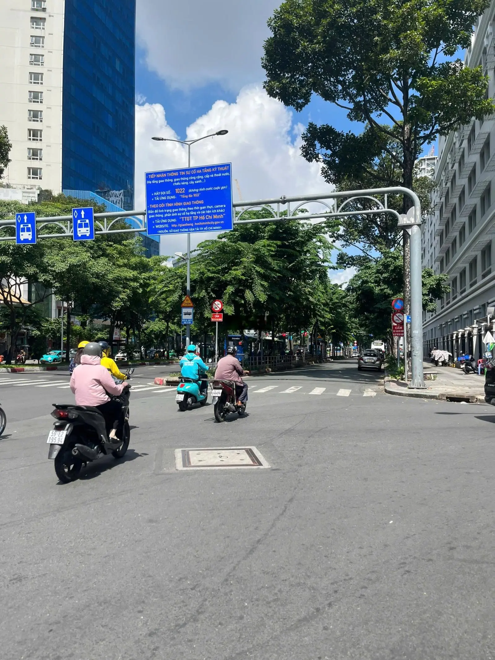 Hiếm bán đất xây tòa nhà đường Lê Văn Sỹ, Quận 3, 7.5x27m, CTXD:hầm 7 tầng, HĐT:110tr/th giá 49 tỷ