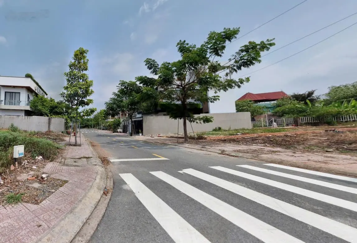 Giá ngộp cần bán gấp 750tr Nguyễn Thị Minh Khai, Tân Đông Hiệp, Dĩ An SHR giá 1 tỷ 100 triệu