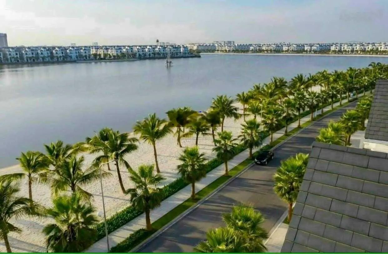 Bán biệt thự đơn lập khu vip Ngọc Trai diện tích 297m2 hướng Đông Nam SĐCC LH 0934 663 ***