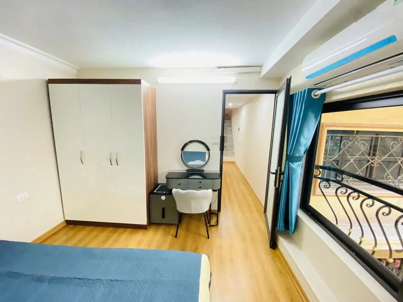 Em mệnh mộc khai xuân siêu phẩm nhà đẹp hàng bột, đống đa: 35m; 3 tầng; 5,9 tỷ