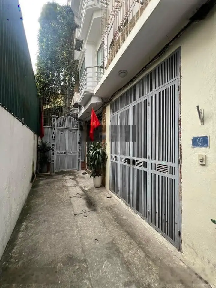 Bán nhà trong ngõ Phố Hoàng Văn Thái ngõ nông gần phố khu hiếm nhà bán
