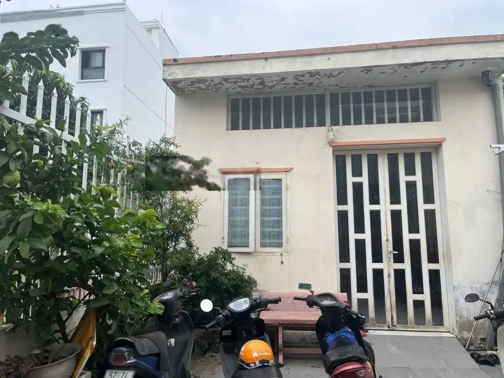 Bán nhà riêng tại Đường 40, Thạnh Xuân, Quận 12, HCM giá ưu đãi 3,2 tỷ, 100m2
