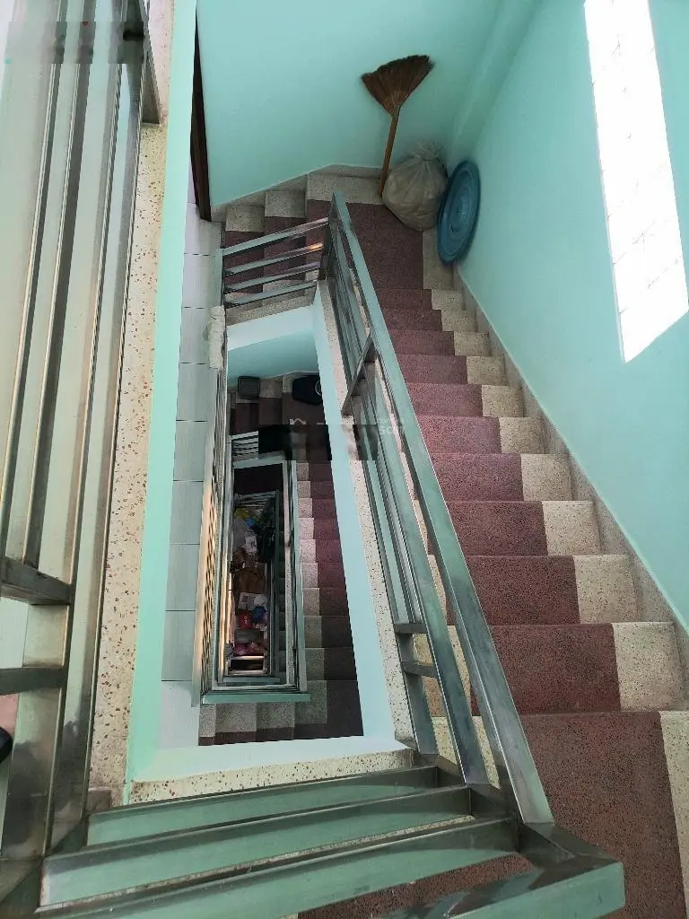Bán nhà quận 8, Phạm Thế Hiển, không quỹ hoạch, 58m2, 4 tầng BTCT, hẻm rộng, pháp lý chuẩn, giá tốt