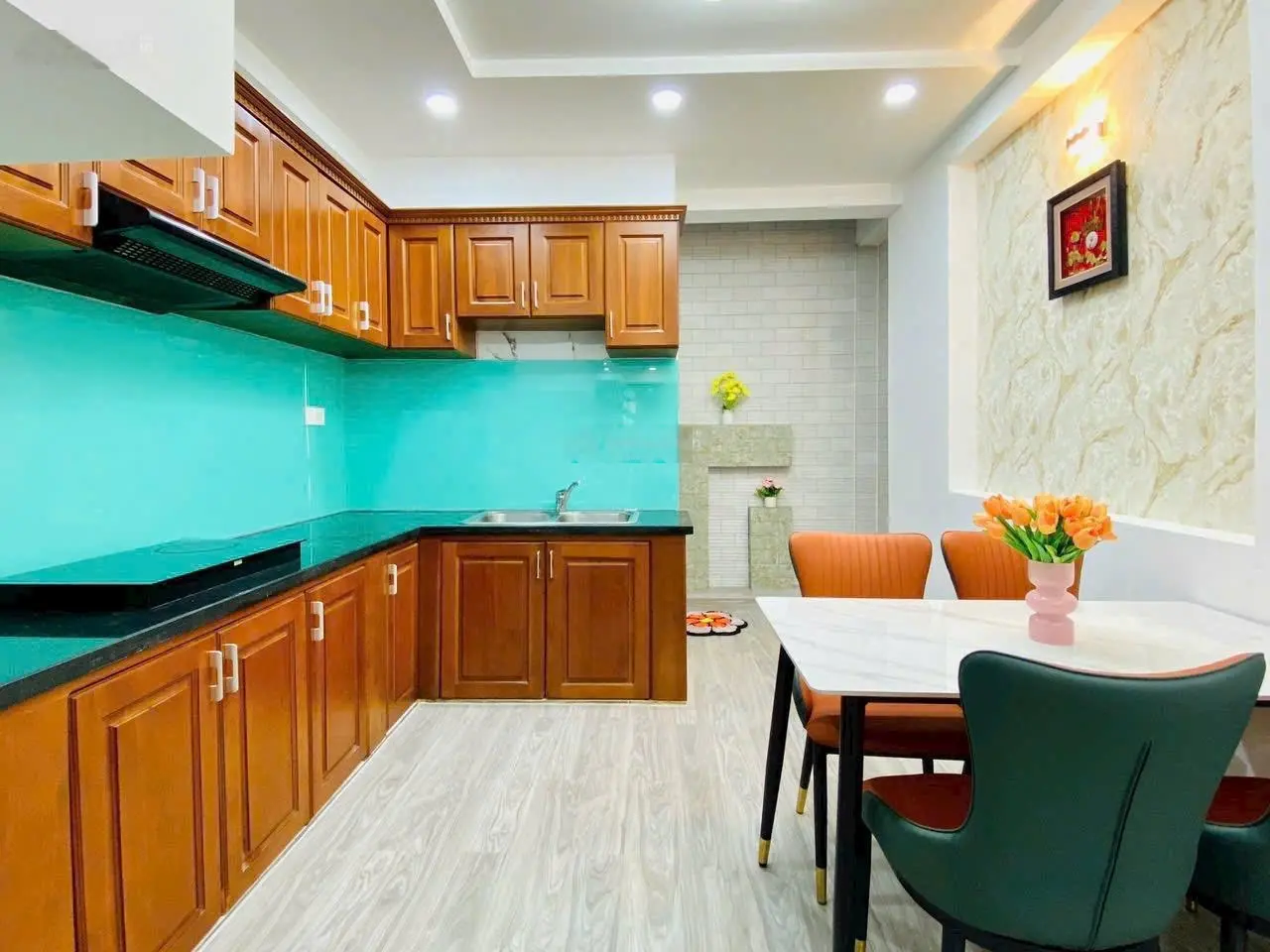 Bán NR tại Bùi Quang Là, Gò Vấp, giá thỏa thuận, 40.2m2, 4PN, 3WC, 3 tầng, mặt tiền 3.5m, ngõ 5m