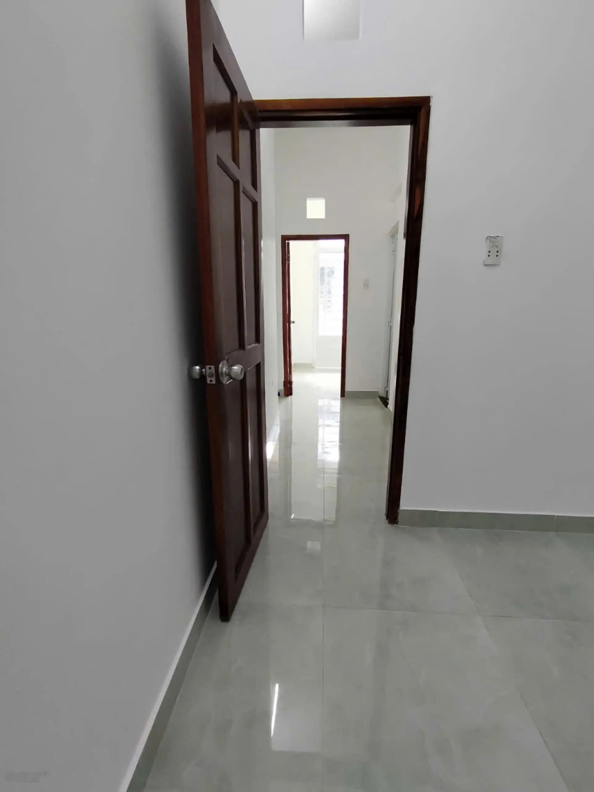 Cần bán nhanh nhà trung tâm TT Cần Giuộc, Long An, tiện ích đầy đủ