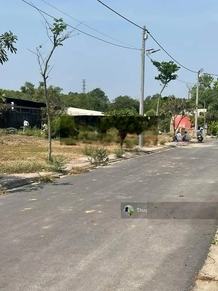 Không thể bỏ qua lô đất MT đường Phạm Hùng, sau CoopMart Ngã Bảy, Hậu Giang. DT 120m2. SHR