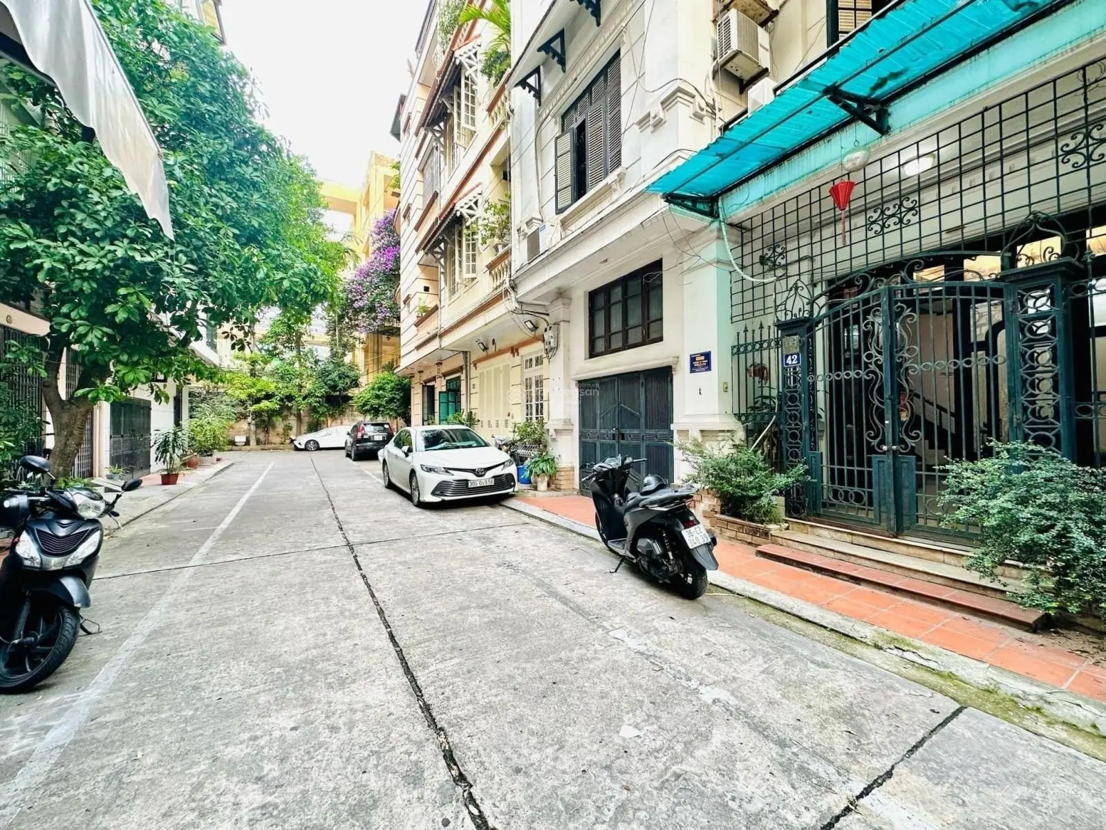 Hồng Mai 61m2, 4tầng, MT 8.1m 15.5 tỷ Hai Bà Trưng