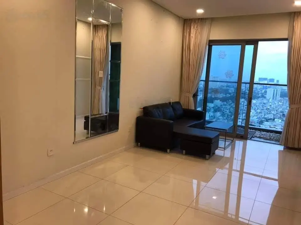 Chung cư cao cấp mặt tiền đường Thành Thái, Quận 10 2PN/4.6 tỷ, LH: 0918 141 ***