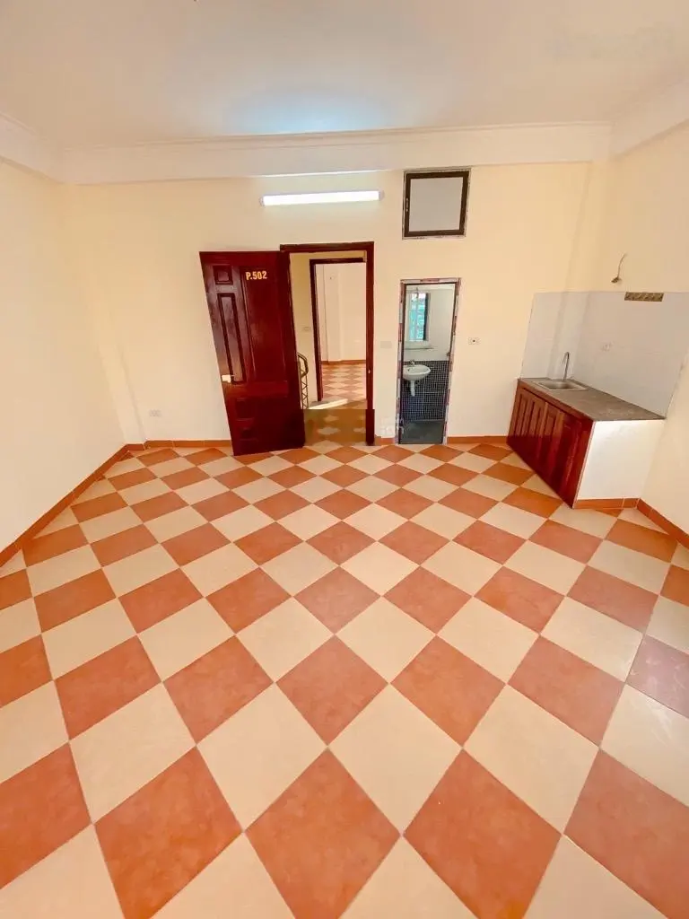 Bán nhà dân xây 6 tầng Ngã 4 Sở, lô góc, 50/63m2 sử dụng, mt 4,8m, ngõ thoáng, sát phố, 12,9 tỷ