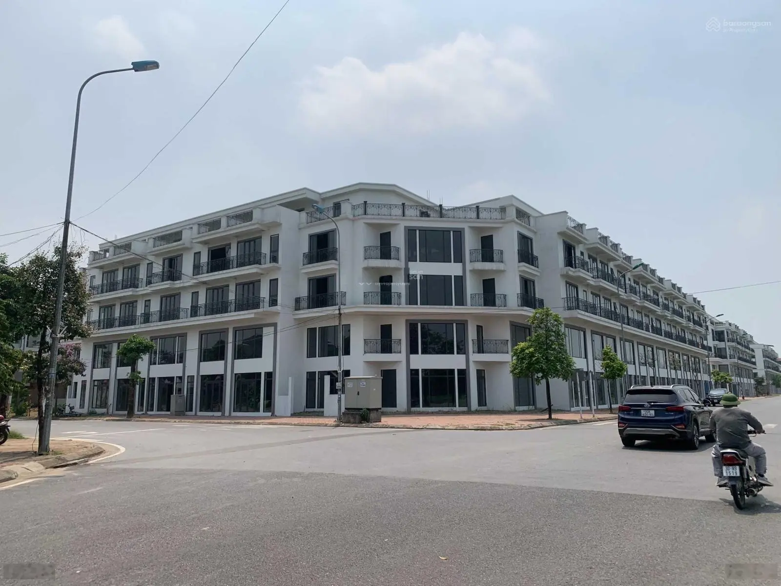 Cần bán căn shophouse Metropolitan tại trung tâm thị trấn Trâu Quỳ, Gia Lâm