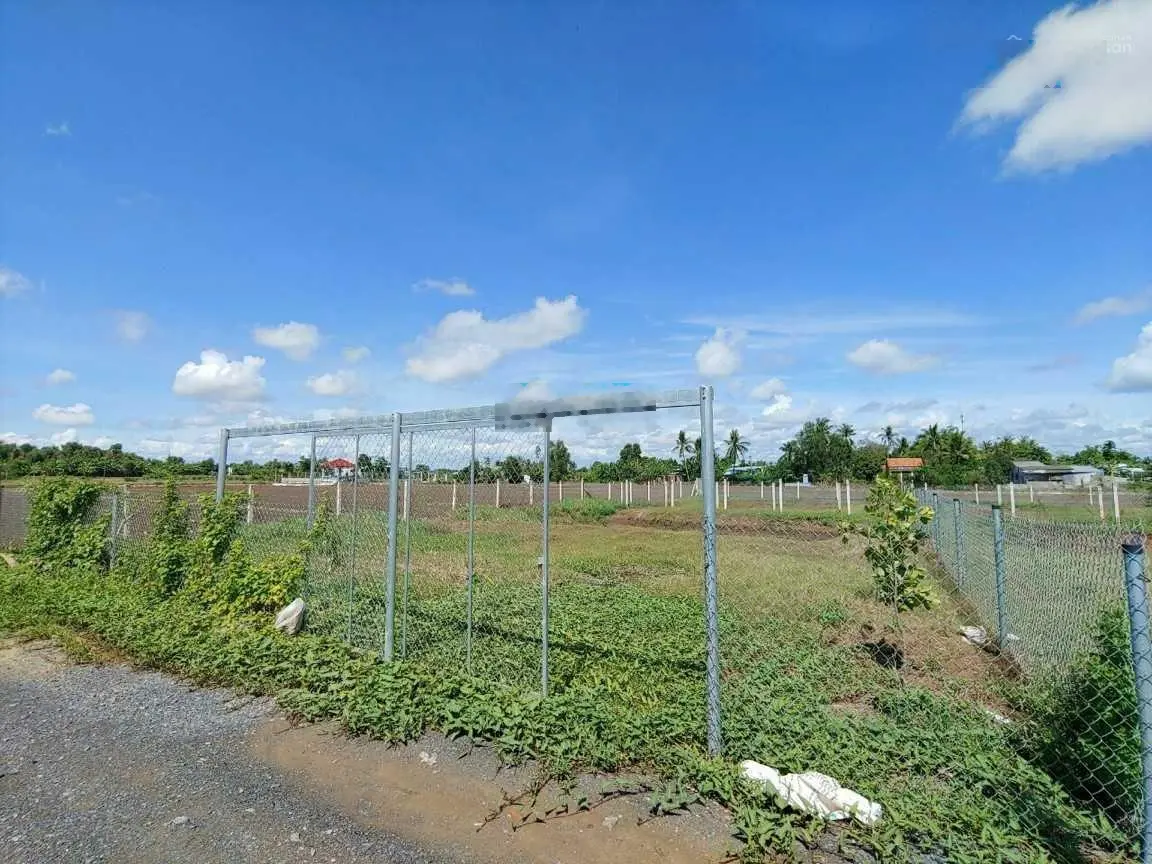 Chủ gửi bán lô đất vườn 50m2 trung tâm thị trấn Cần Giuộc, đường xe hơi gần nhà thờ, QL50 giá tốt