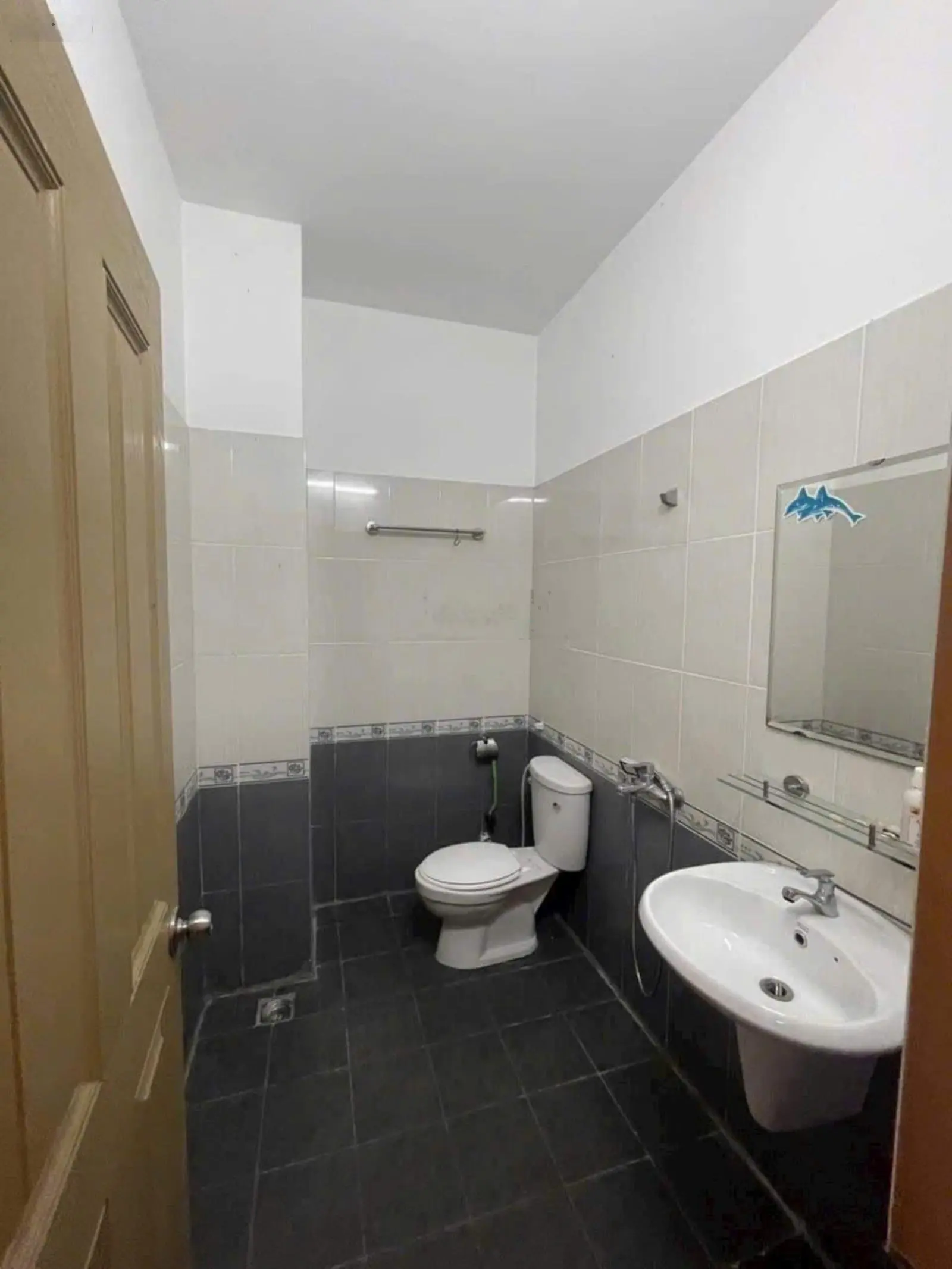 Bán gấp nhà Nguyễn Văn Mai-Võ Thị Sáu-Q3, 75,6m2/ 3tỷ85. Gần THPT Nguyễn Thị Diệu cho thuê 30tr/th