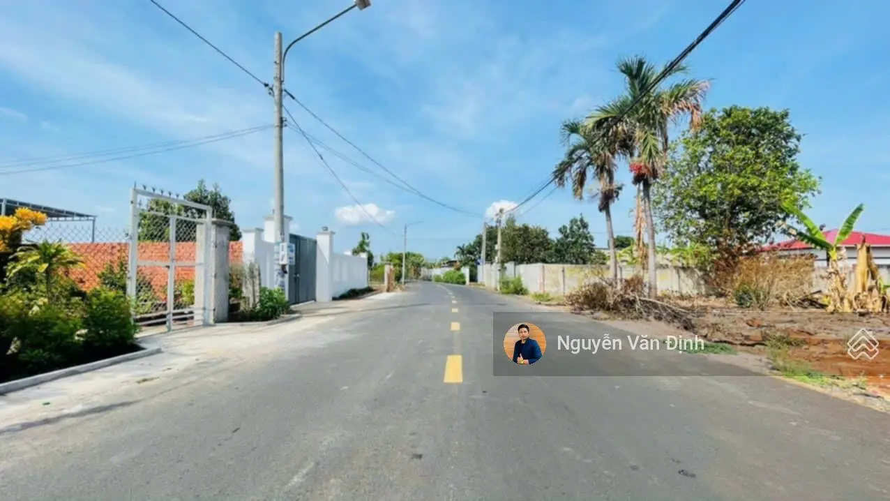 Bán 190m2, ngang 5m đường Hoàng Diệu trung tâm TT Đất Đỏ, sâu vô 40m sẵn 100m2 thổ cư giá 1tỷ2